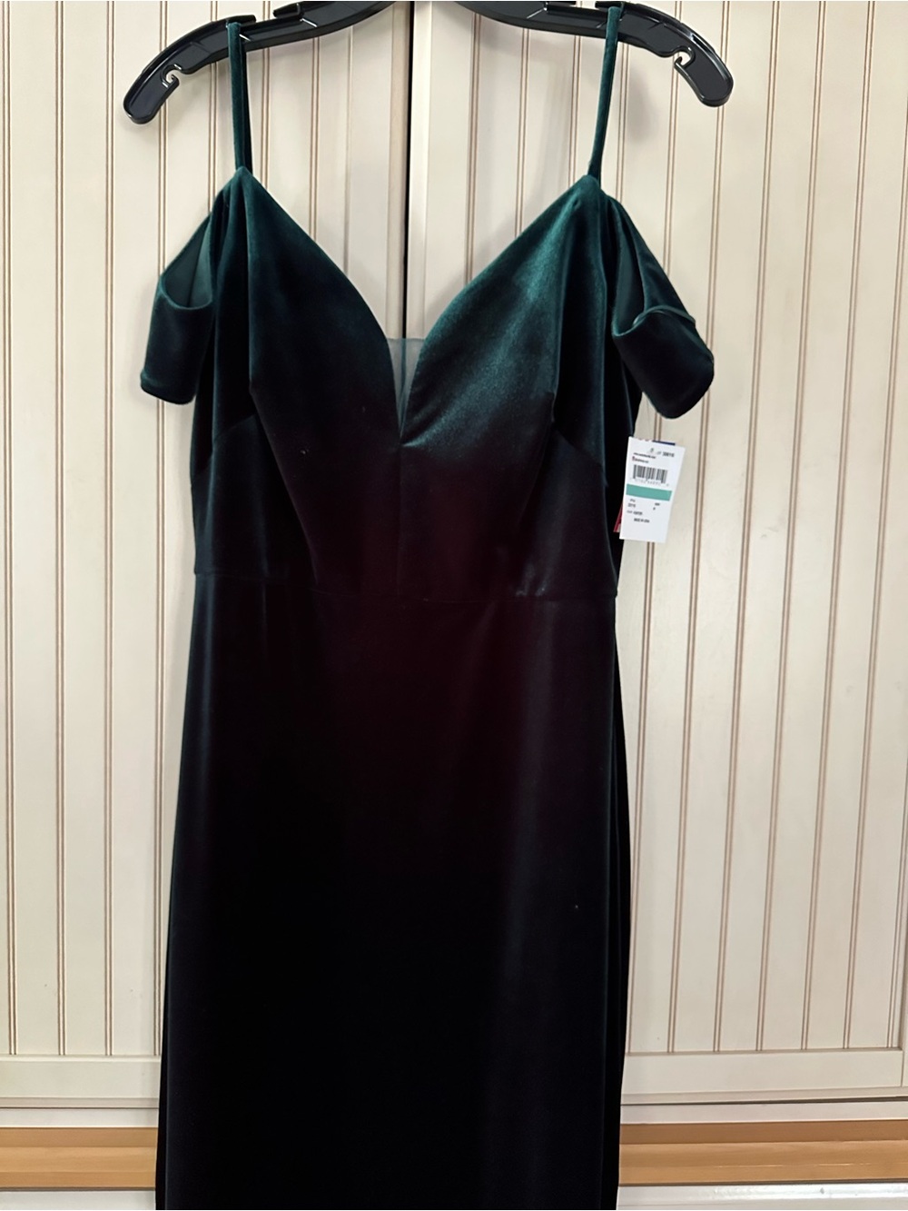 Night Way Collections Hunter Green Velvet Off-Shoulder Dress